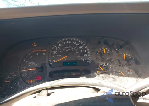 2005 GMC Sierra K2500 Heavy Duty from USA, damaged, VIN 1GTHK232X5F827255